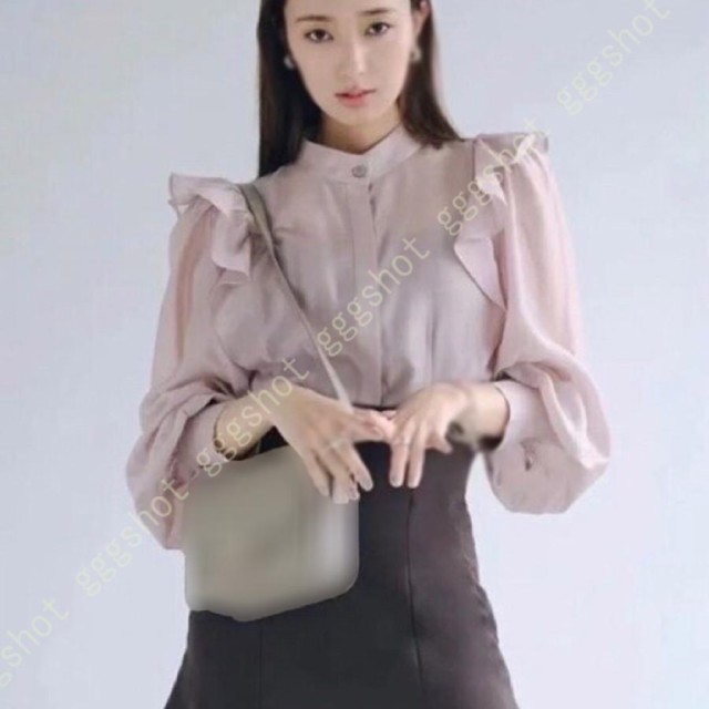 【商品説明】 ■サイズ/cm 【F】肩幅：38 着丈：60 バスト：90 袖丈：62 ※サイズにつきましては若干の誤差が生じる場合がございますのでご了承下さい。●きれいめカジュアルなコーディネートの主